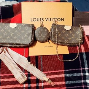 Louis Vuitton Multi Pochette with pink strap